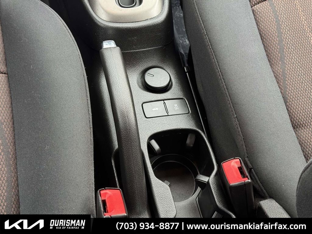 Used 2015 Chevrolet Sonic LT image 14