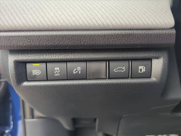 Used 2026 Toyota Camry SE FWD image 13