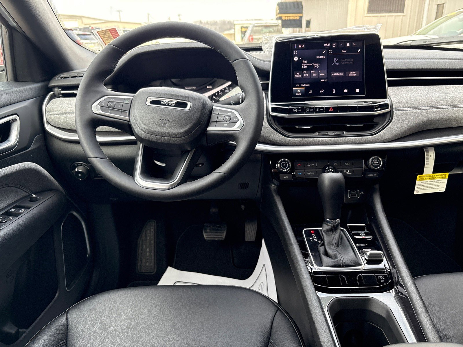 New 2026 Jeep Compass Latitude image 5