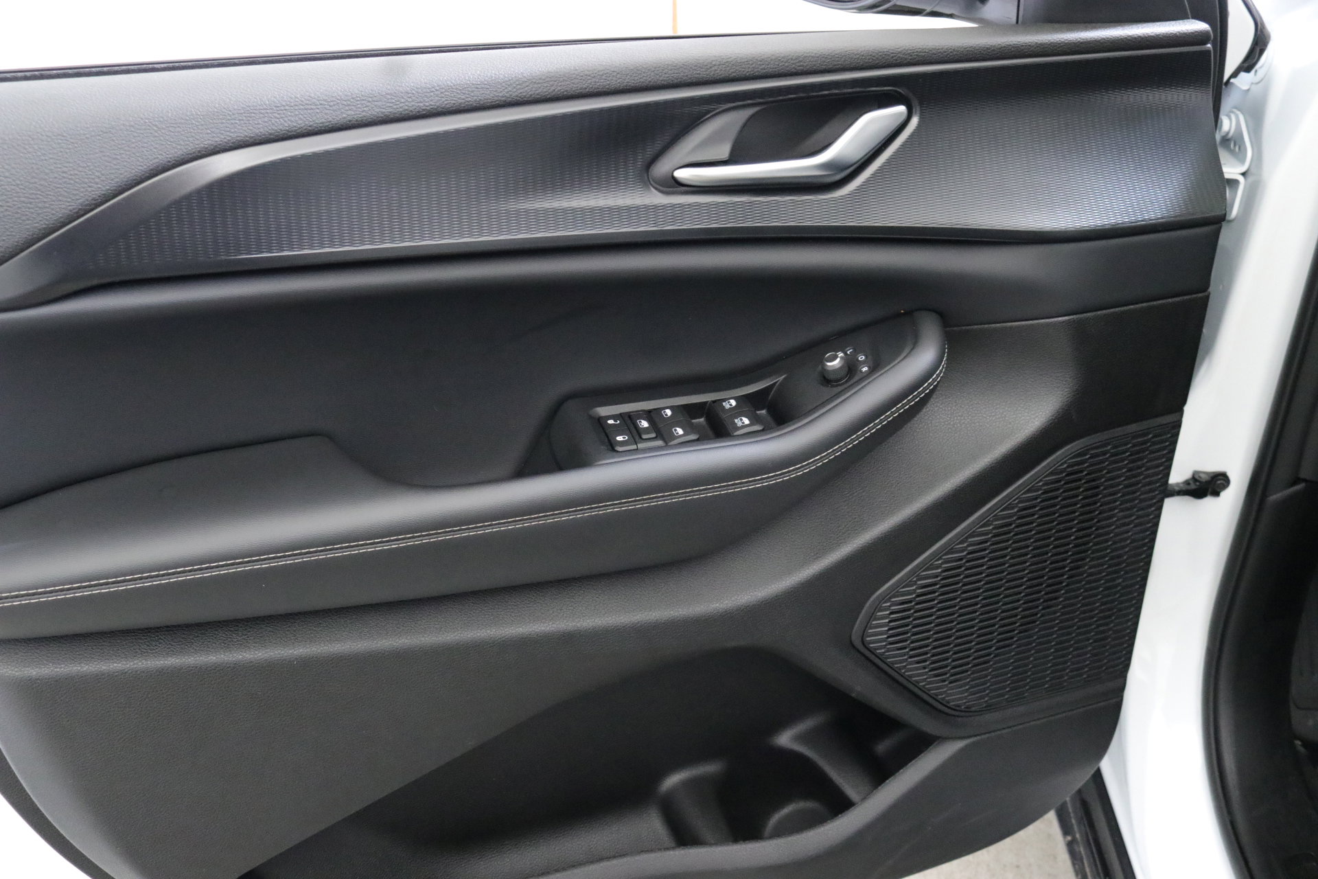 Used 2023 Jeep Grand Cherokee Altitude image 20