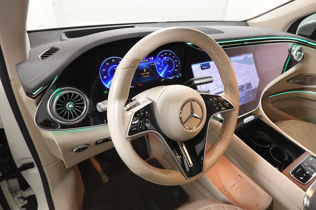 Used 2023 Mercedes-Benz EQS 580 4MATIC SUV image 27