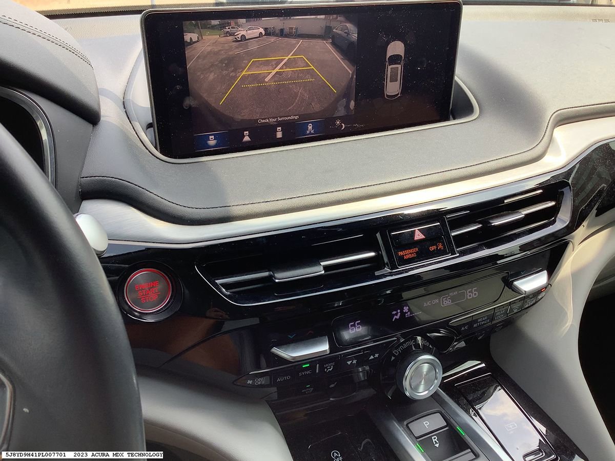 Used 2023 Acura MDX FWD w/ Technology Package image 9