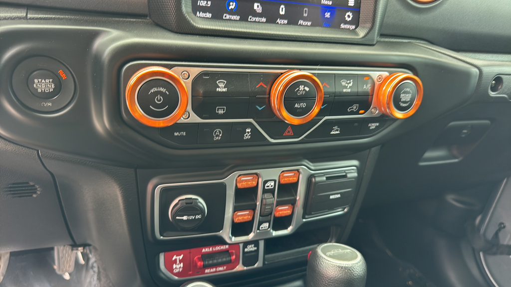 Used 2021 Jeep Gladiator Mojave AWD/4WD image 28