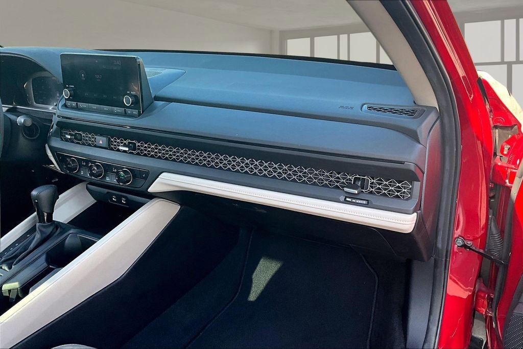 Certified 2024 Honda Accord EX image 25