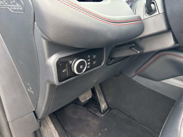 Used 2025 Ford Explorer ST-Line image 28