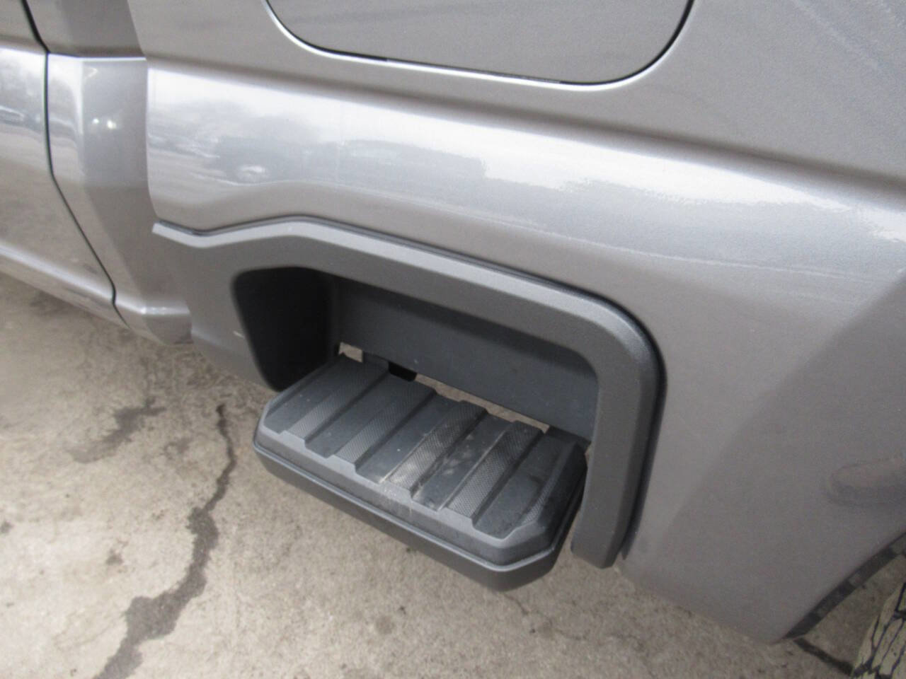 Used 2024 Ford F250 Lariat w/ Snow Plow Prep Package image 16