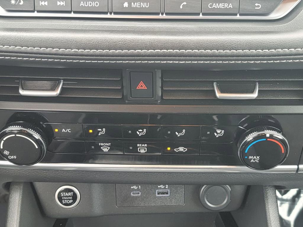 Used 2021 Nissan Rogue S AWD/4WD image 21