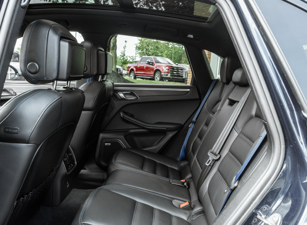 Used 2022 Porsche Macan GTS w/ Premium Package Plus AWD/4WD image 27