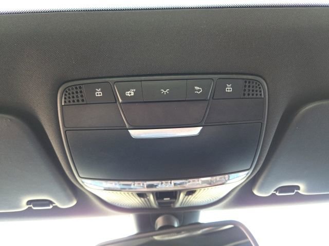 Used 2017 Mercedes-Benz C 300 4MATIC Sedan image 14