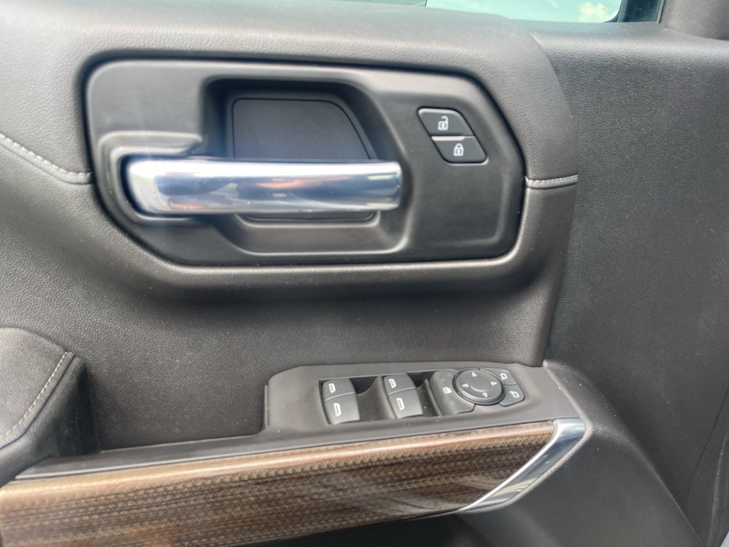 Used 2020 Chevrolet Silverado 1500 LT Trail Boss AWD/4WD image 23