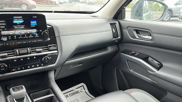 Certified 2024 Nissan Pathfinder SL AWD/4WD image 24