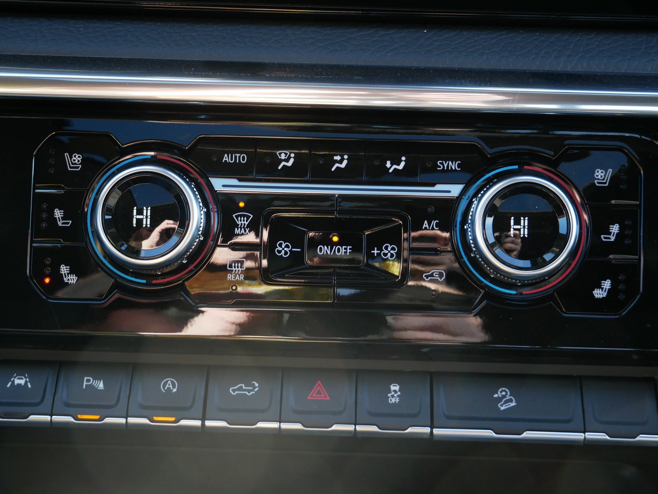 New 2026 GMC Sierra 1500 Denali w/ Technology Package image 7