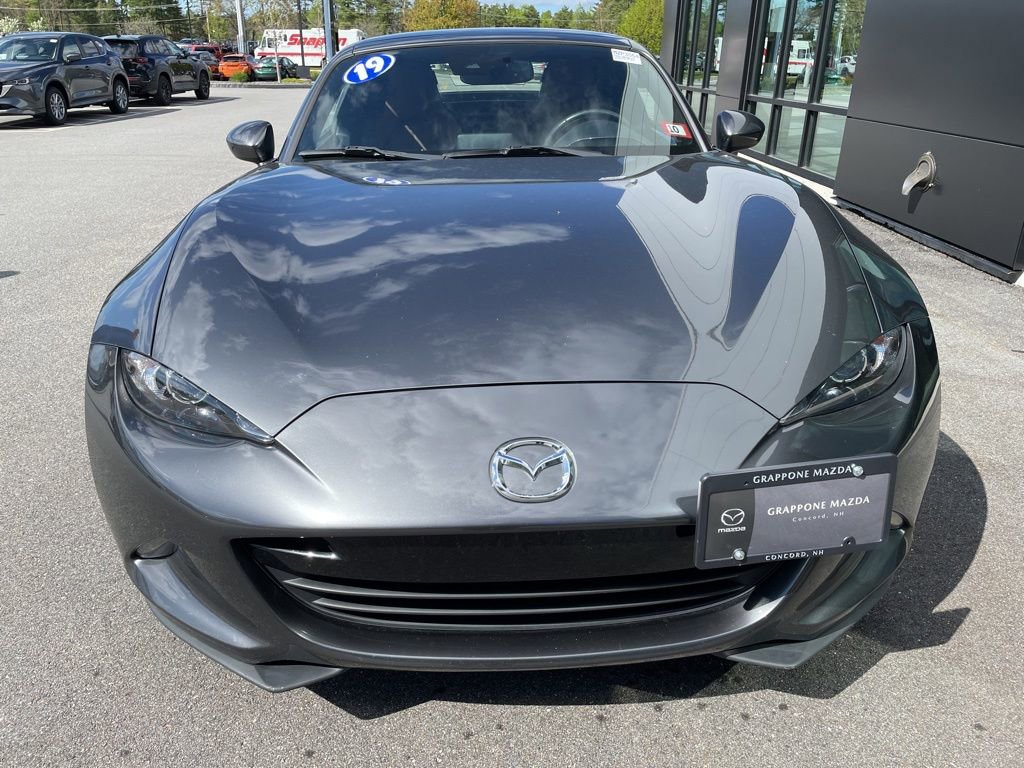 Used 2019 MAZDA MX-5 Miata RF Grand Touring w/ GT-S Package RWD image 2
