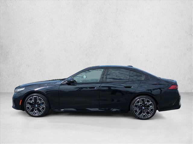 Used 2025 BMW 530i w/ M Sport Package RWD image 9