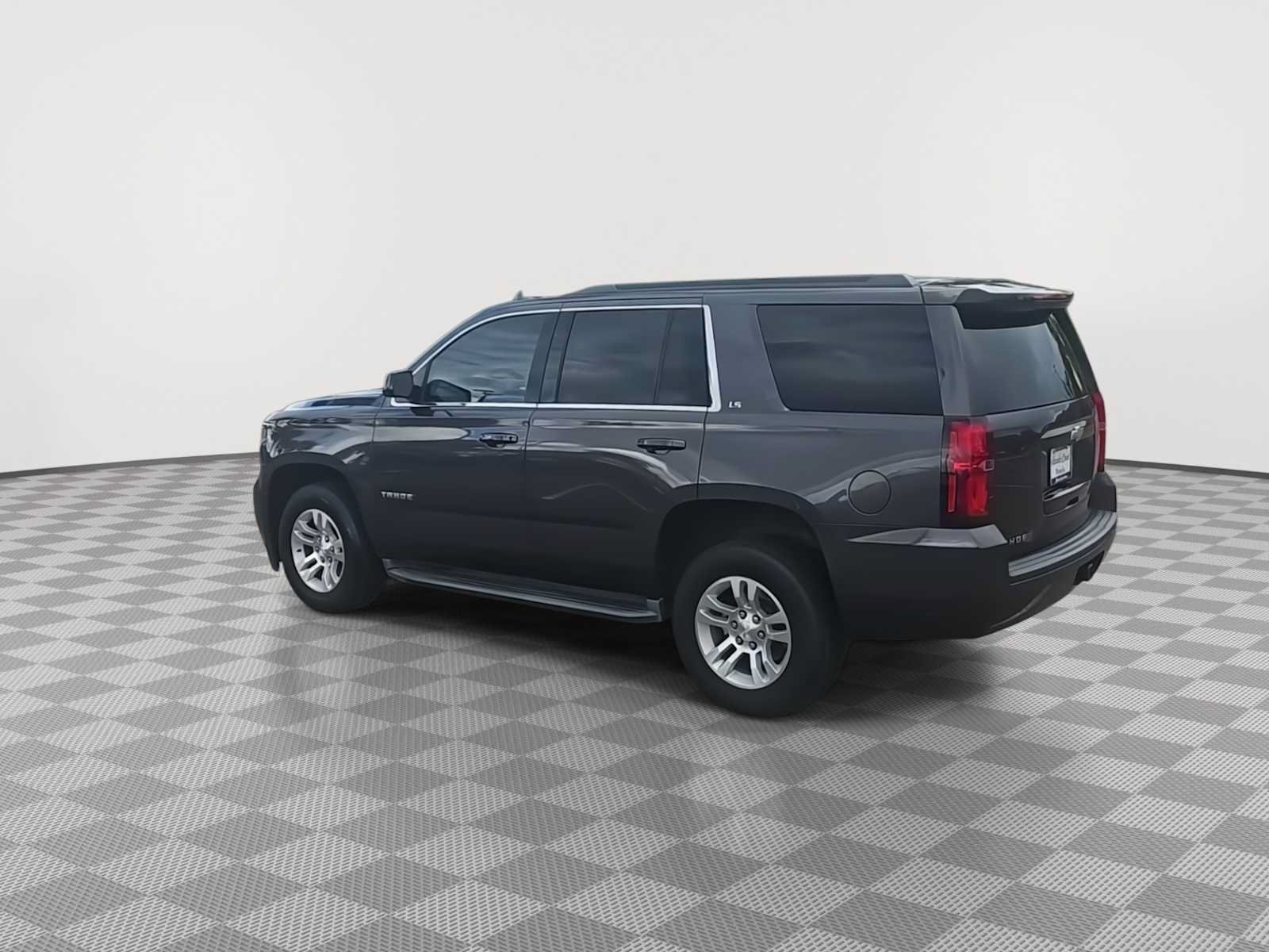 Used 2016 Chevrolet Tahoe LS RWD image 6