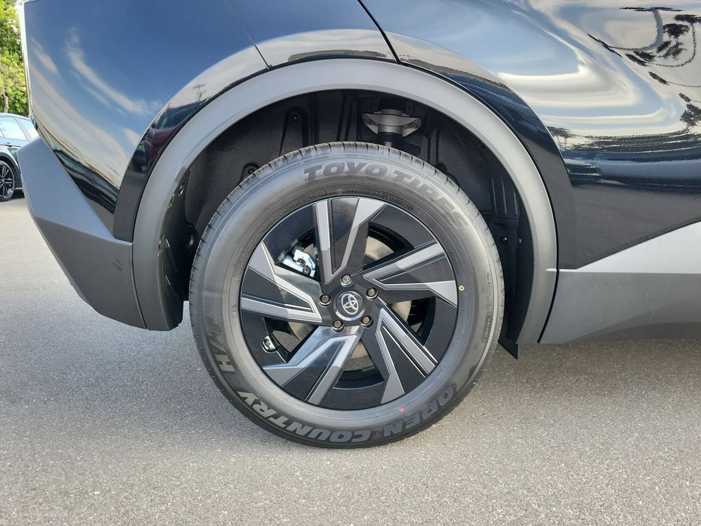 New 2026 Toyota C-HR AWD/4WD image 5