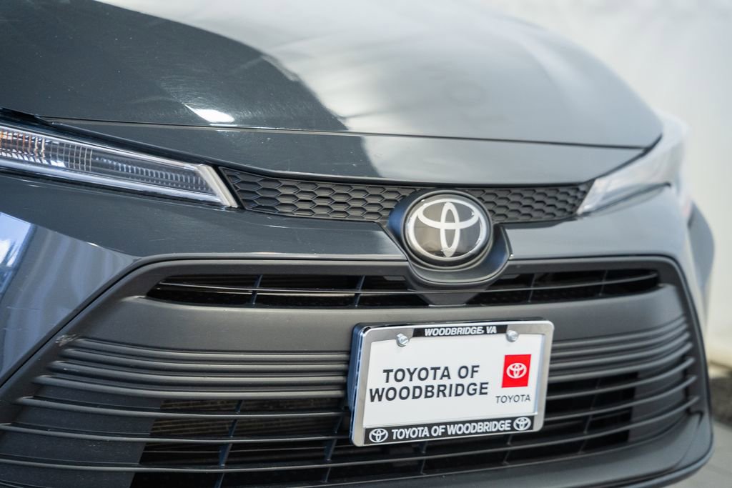 Used 2024 Toyota Corolla LE image 9