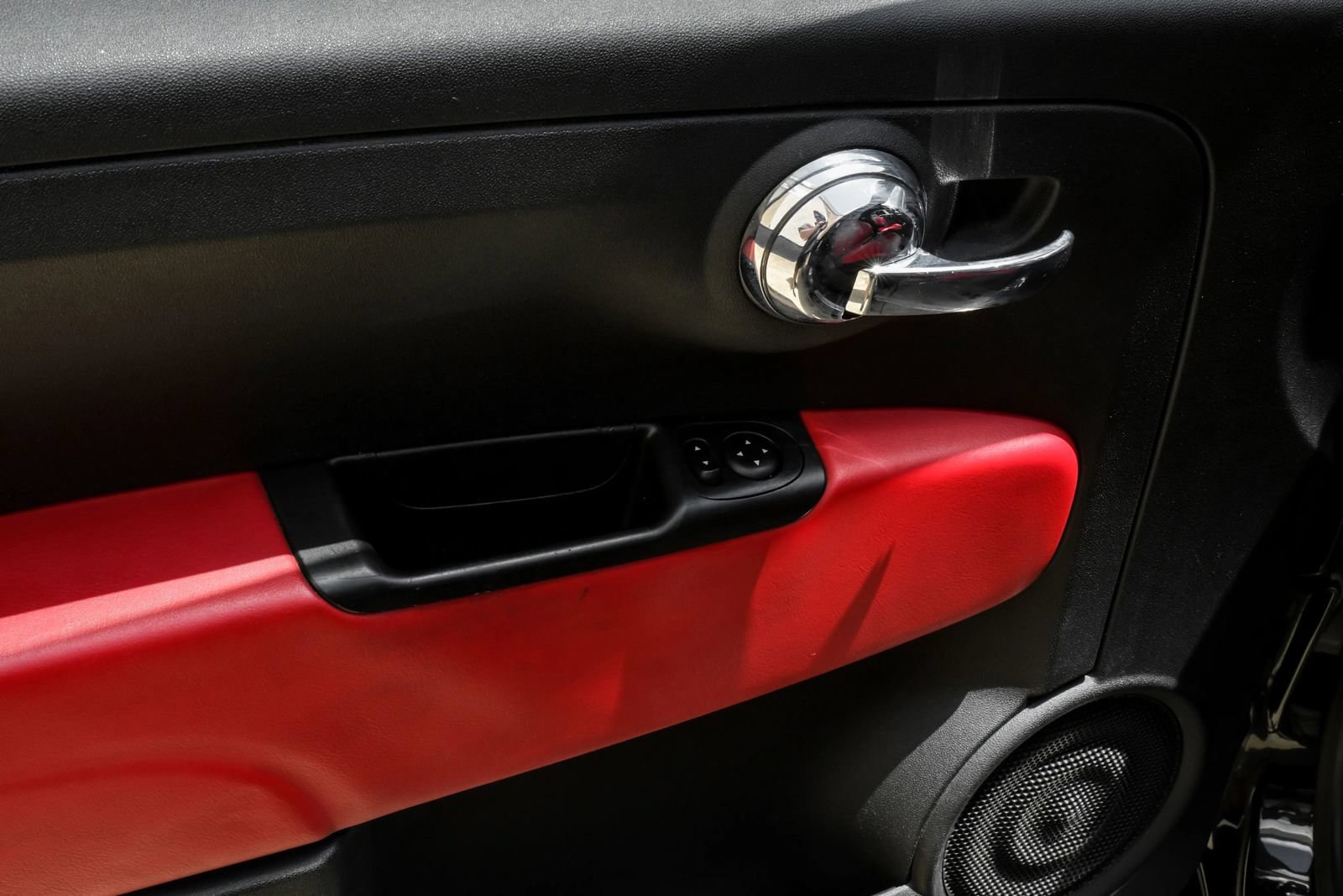 Used 2012 FIAT 500 Abarth w/ Safety & Convenience Pkg FWD image 30