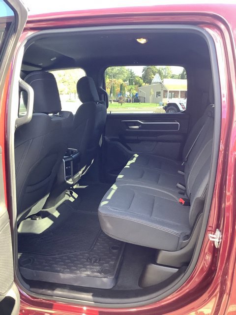 Certified 2022 RAM 1500 Big Horn w/ Trailer Tow Group AWD/4WD image 25