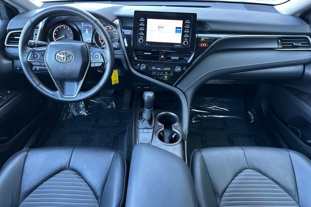 Used 2024 Toyota Camry SE w/ Blackout Package (TMS) image 15
