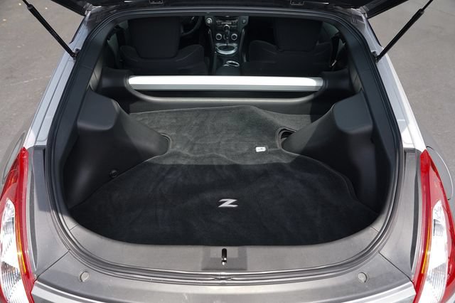 Used 2009 Nissan 370Z Coupe RWD image 29