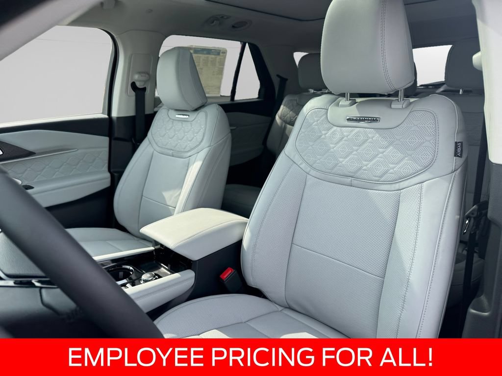 New 2026 Ford Explorer Platinum w/ LUX Leather Package AWD/4WD image 13