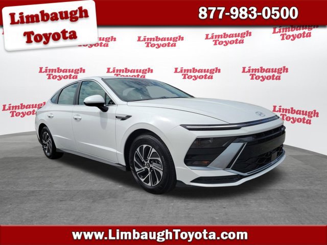 Used 2026 Hyundai Sonata Blue FWD image 1