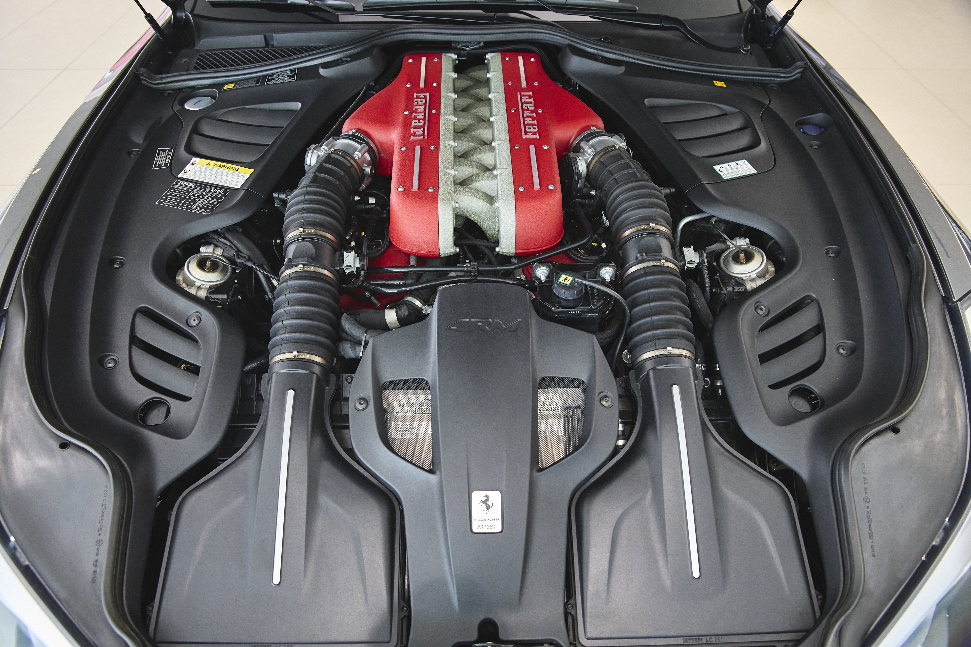 Used 2018 Ferrari GTC4Lusso image 14