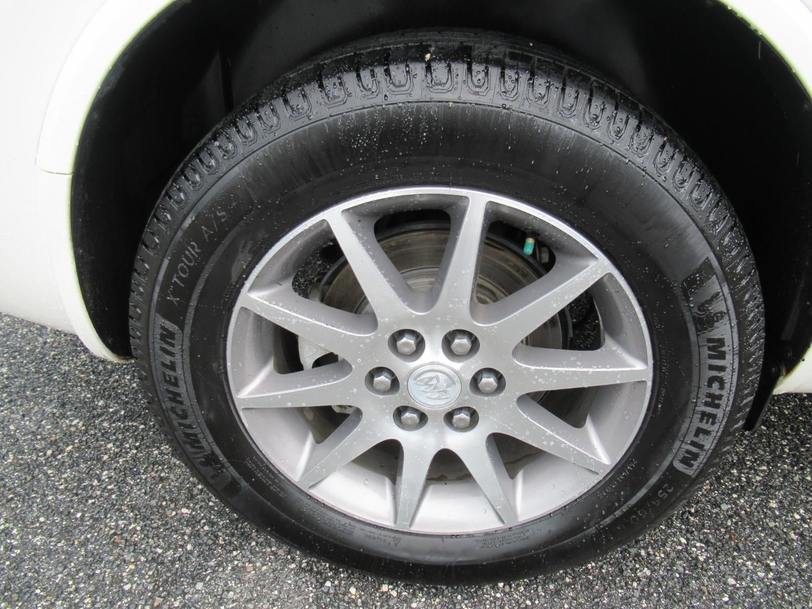 Used 2013 Buick Enclave Leather FWD image 8