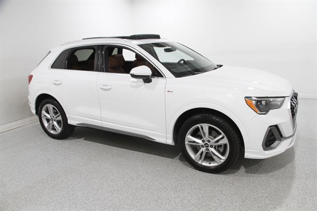 Used 2021 Audi Q3 2.0T Premium w/ Convenience Package image 1