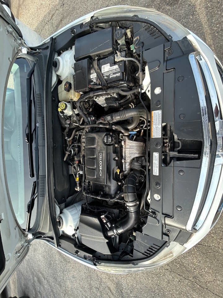 Used 2016 Chevrolet Cruze LT FWD image 16