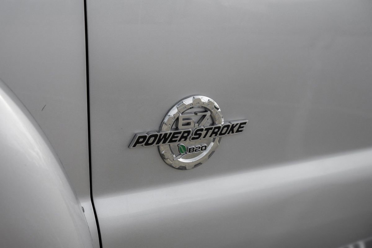 Used 2015 Ford F450 Lariat w/ Lariat Ultimate Package AWD/4WD image 50