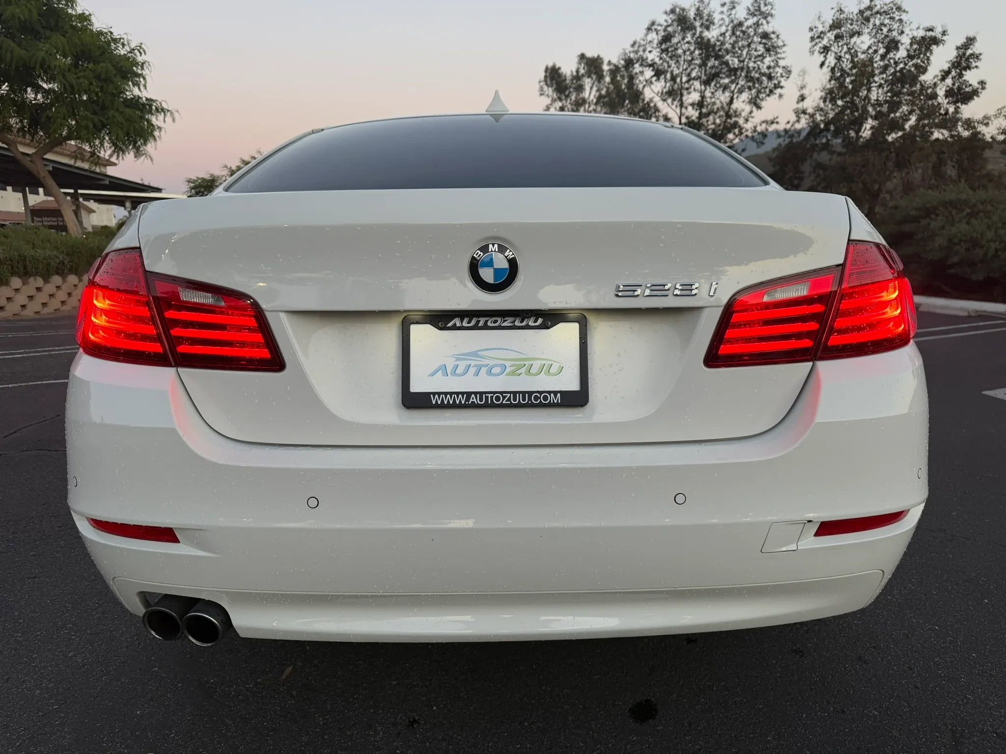 Used 2016 BMW 528i Sedan RWD image 4