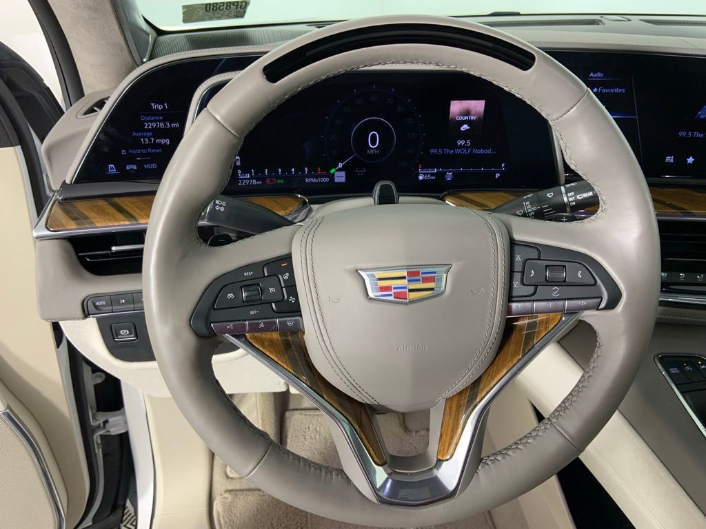 Used 2024 Cadillac Escalade Sport Platinum w/ LPO, ONYX Package AWD/4WD image 35