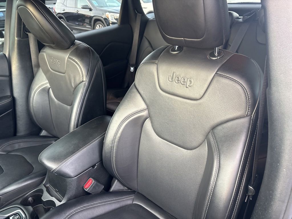 Used 2022 Jeep Cherokee Limited w/ Sun & Sound Group image 14