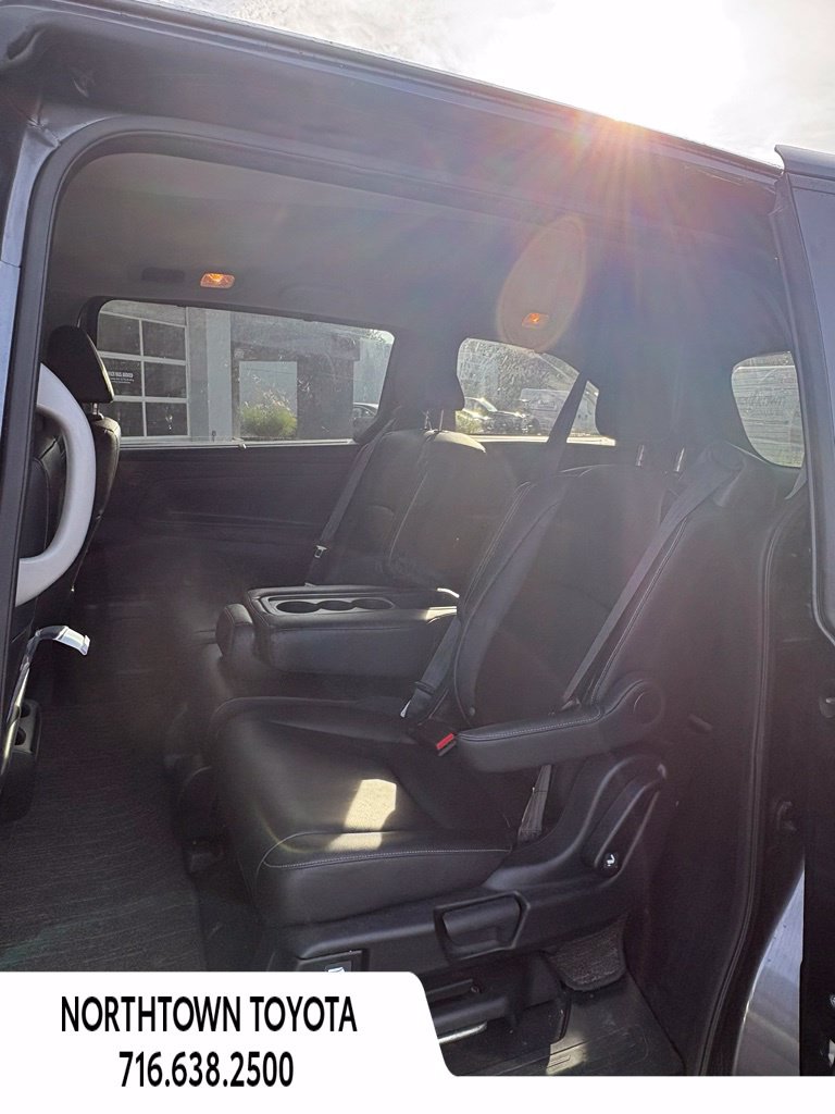 Used 2023 Honda Odyssey EX-L image 17