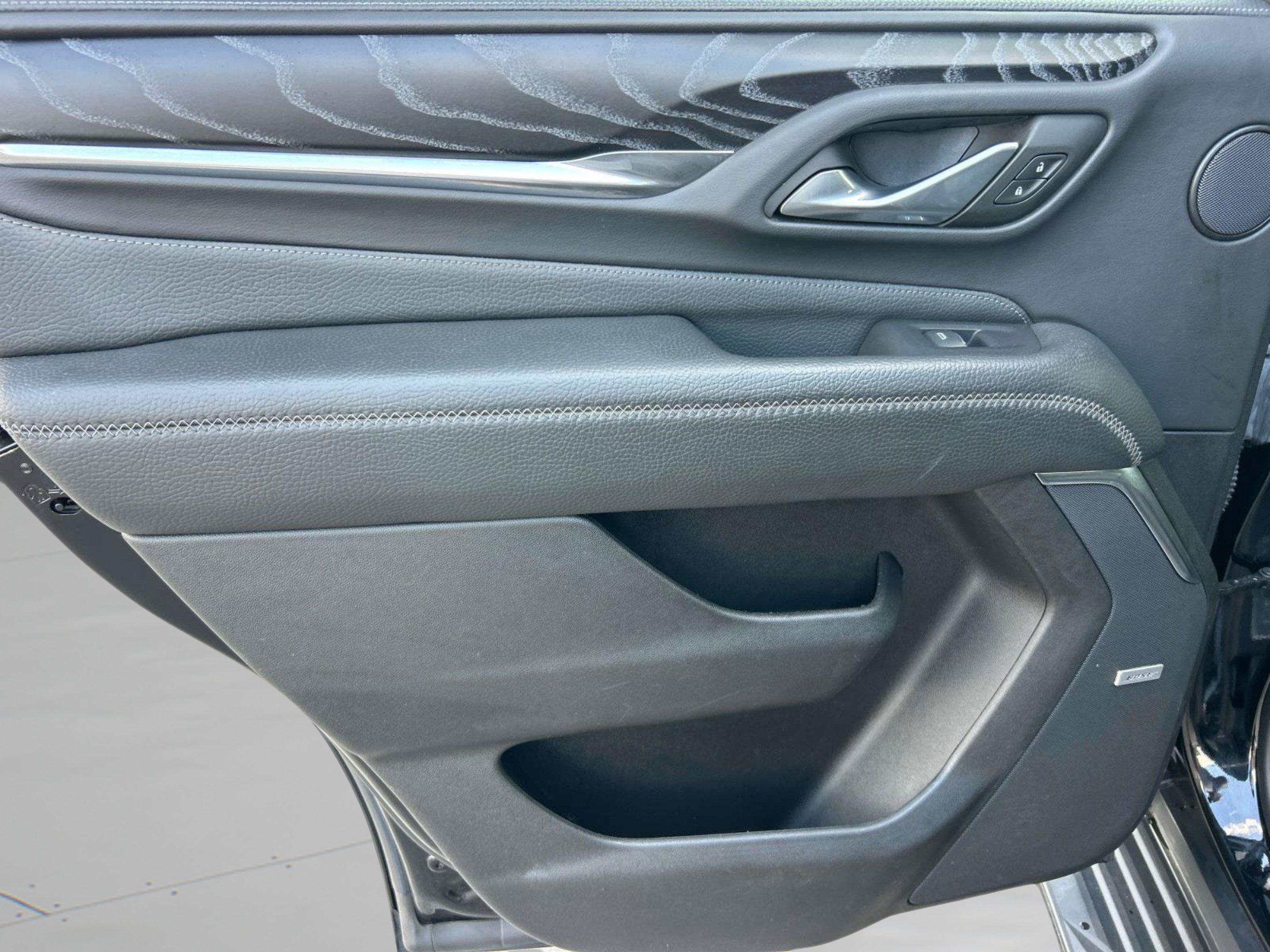 Used 2023 GMC Yukon Denali w/ LPO, Floor Liner Package AWD/4WD image 16