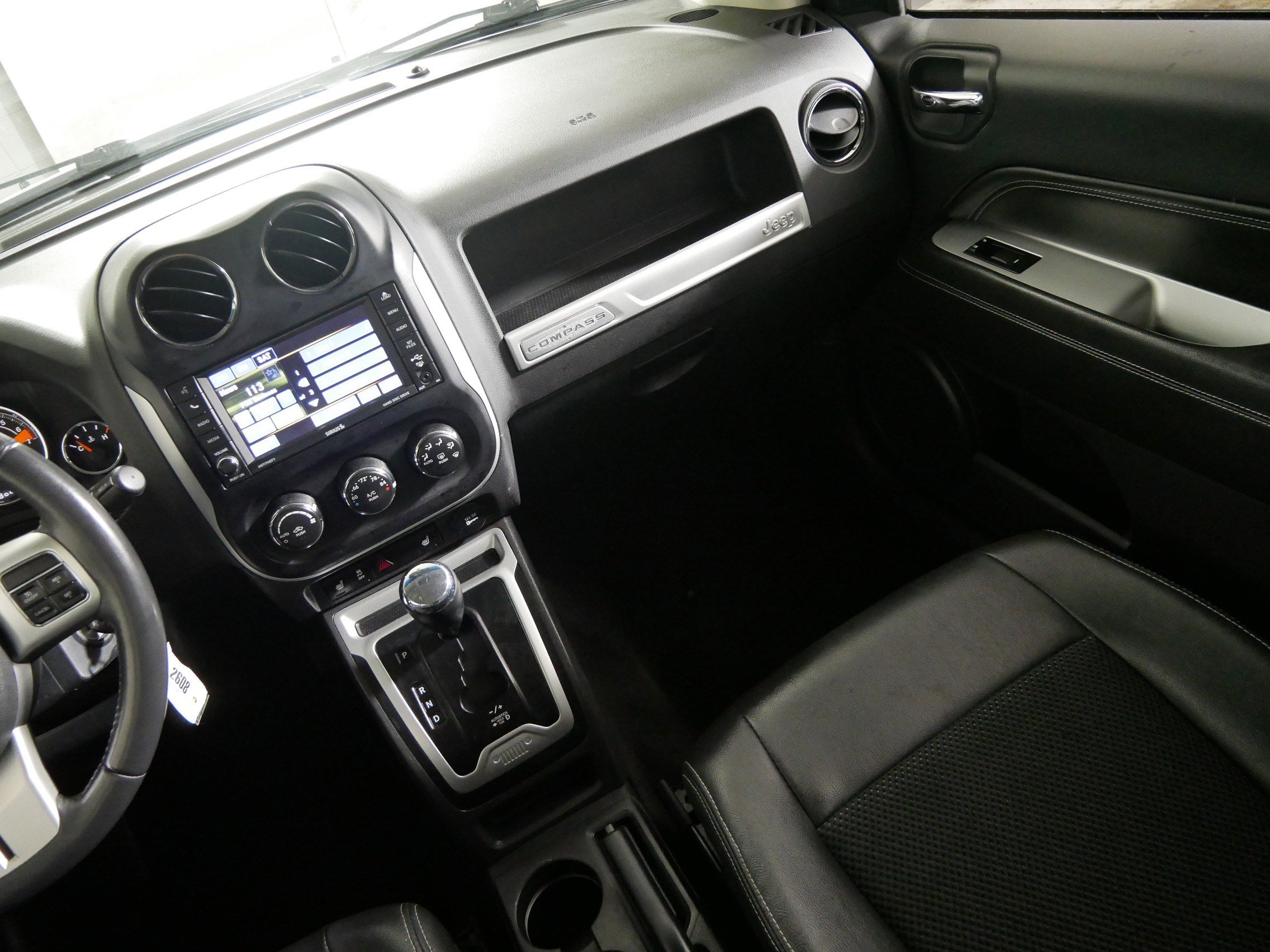 Used 2017 Jeep Compass Latitude image 11