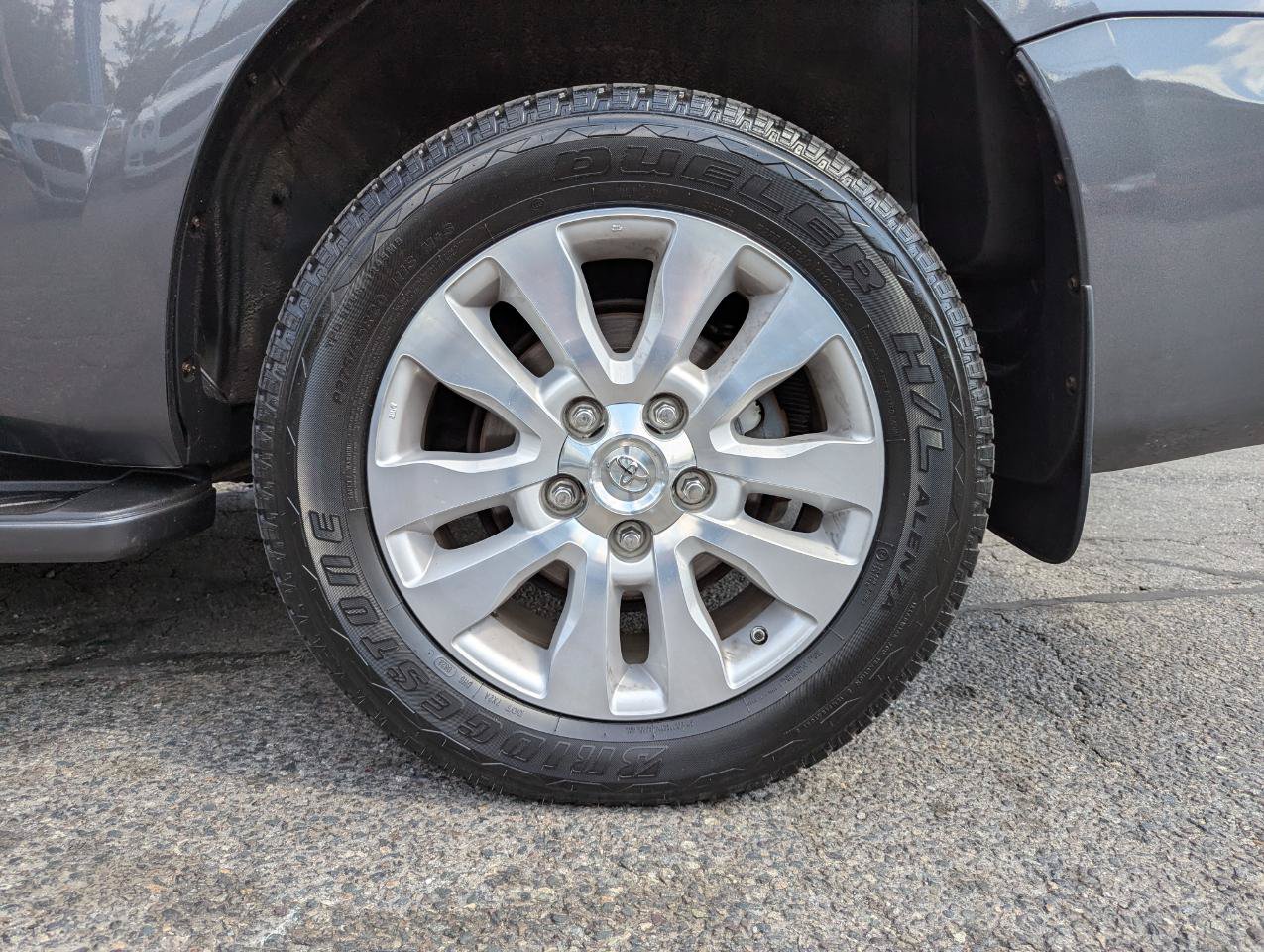 Used 2017 Toyota Sequoia Platinum AWD/4WD image 60