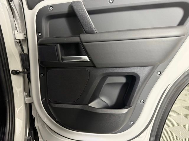 New 2026 Land Rover Defender 110 X image 27