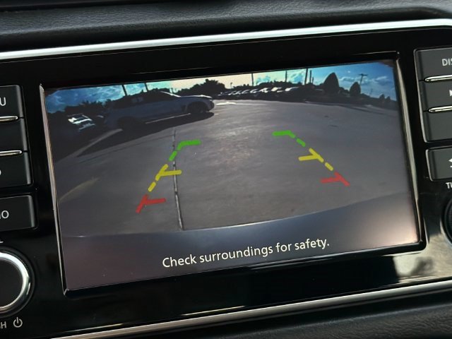Used 2025 Nissan Versa S w/ Trunk Package FWD image 18