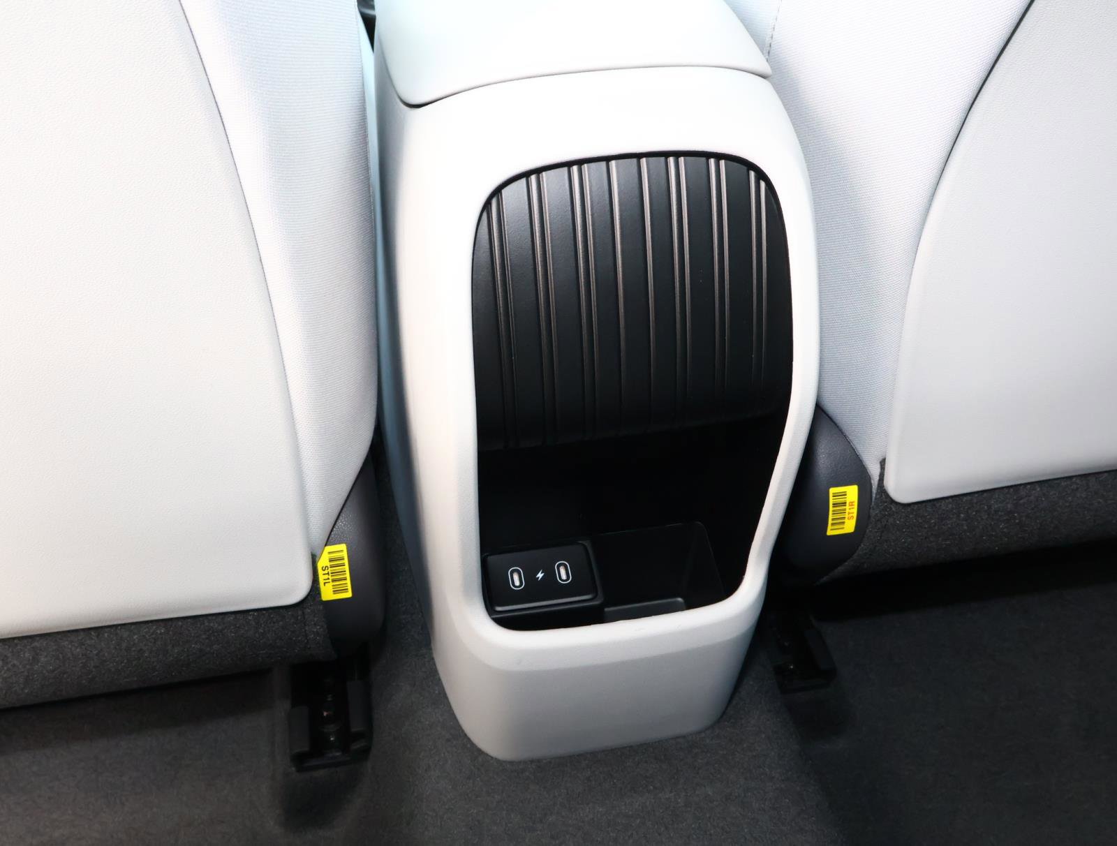 Certified 2026 Hyundai Kona SE image 12