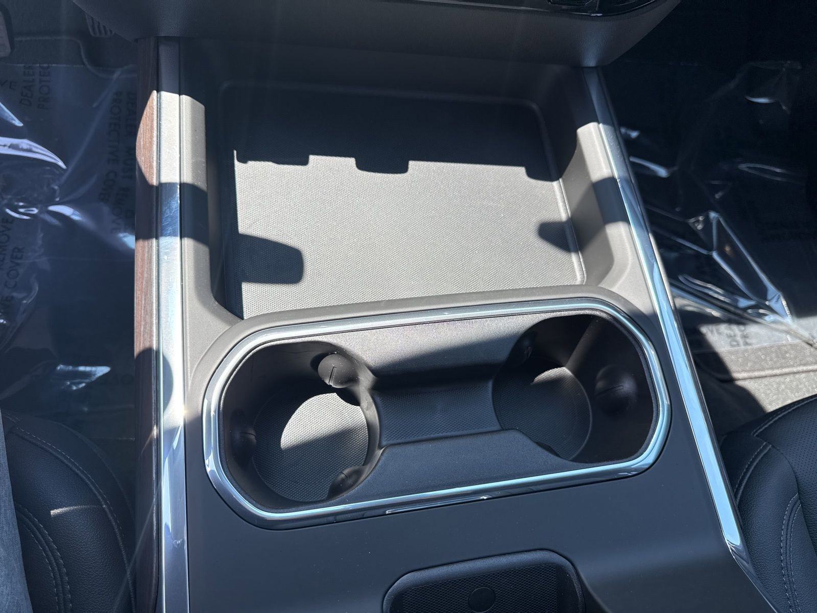 New 2025 GMC Sierra 3500 SLT w/ SLT Convenience Package image 23