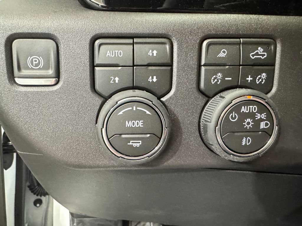 New 2026 Chevrolet Silverado 1500 LT Trail Boss w/ LT Trail Boss Premium Package AWD/4WD image 19