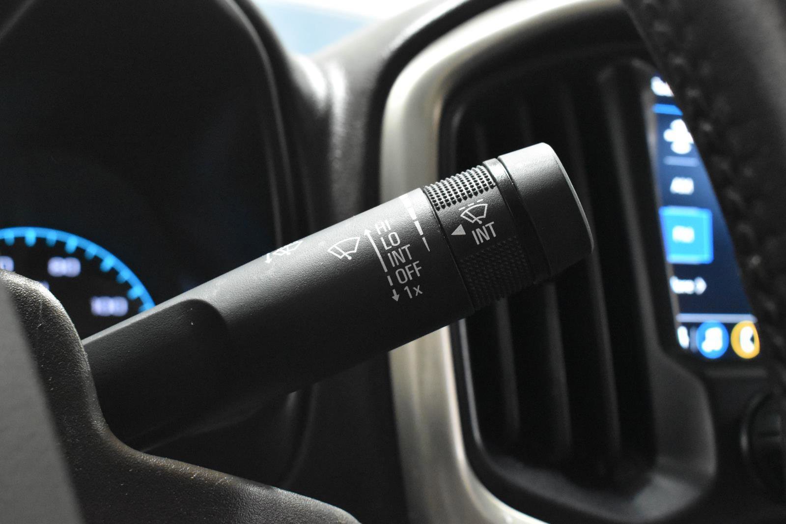 Used 2022 GMC Canyon Denali image 15