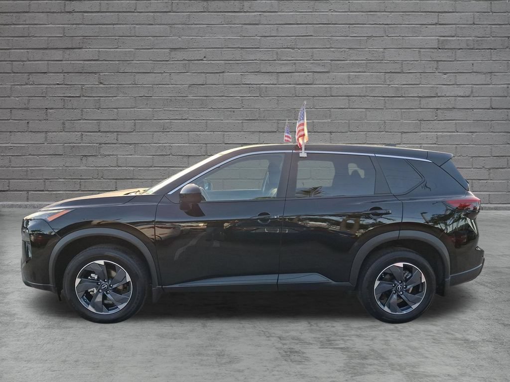 Used 2026 Nissan Rogue SV FWD image 5