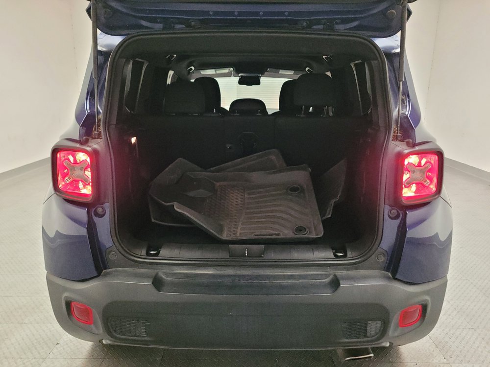 Used 2021 Jeep Renegade Latitude AWD/4WD image 29