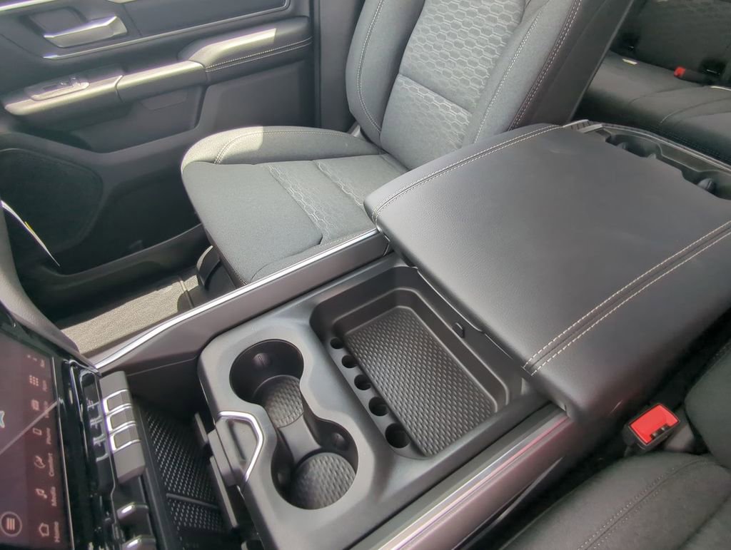 New 2026 RAM 1500 4x4 Crew Cab image 22