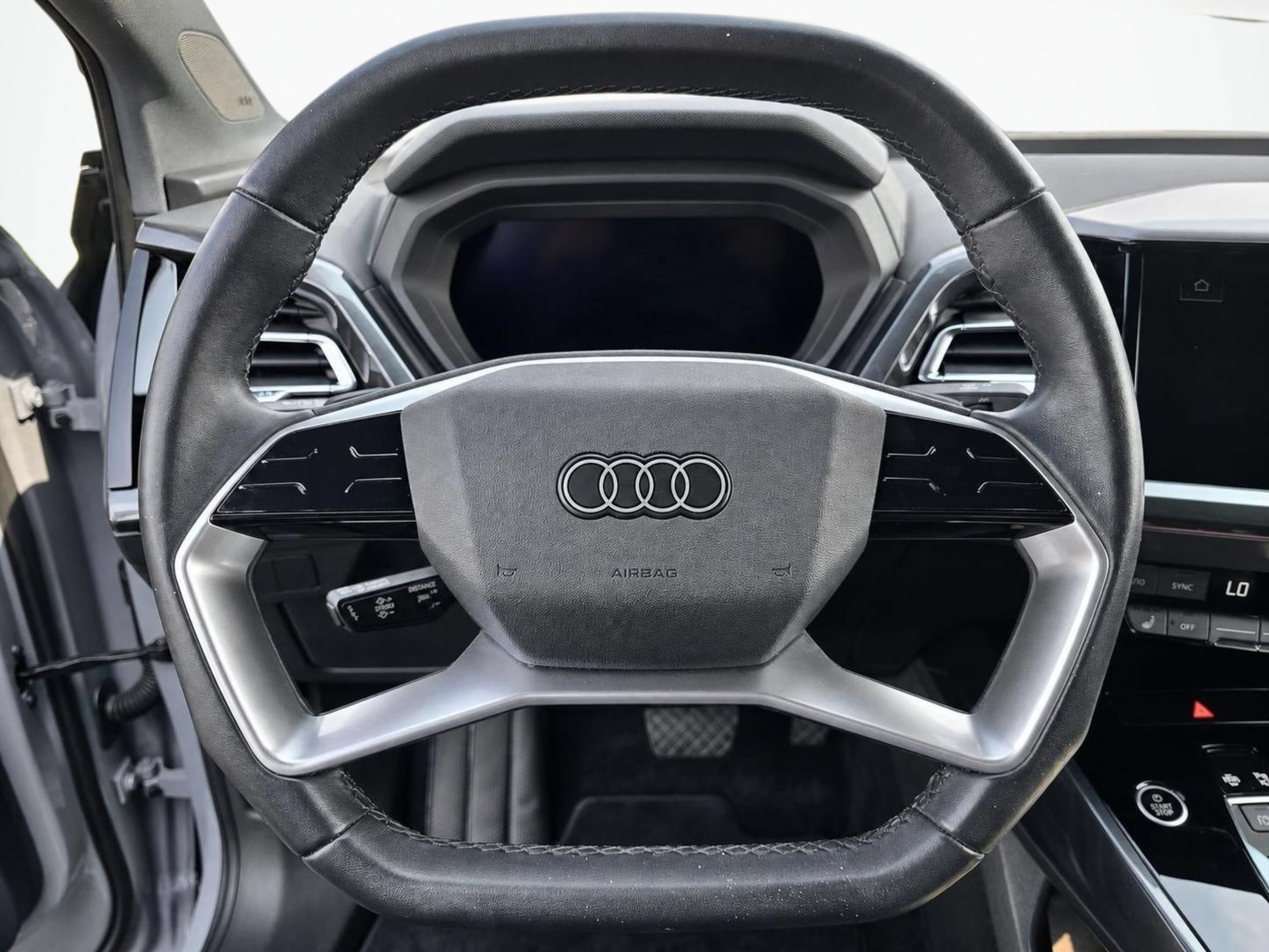 Used 2023 Audi Q4 e-tron Premium Plus w/ Premium Plus AWD/4WD image 13
