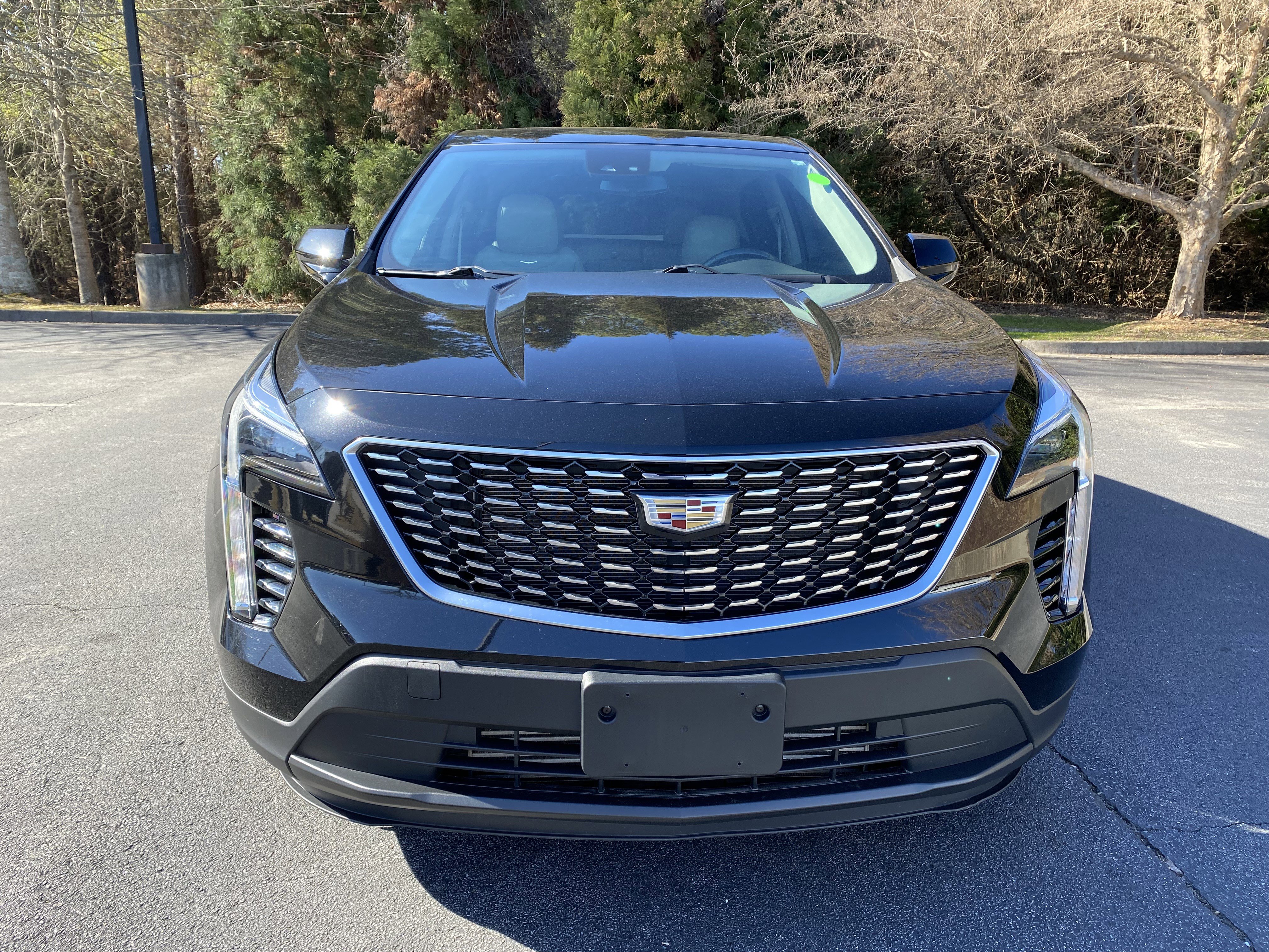 Used 2021 Cadillac XT4 Luxury image 3